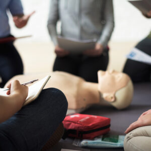 Curso de Toma de Signos Vitales y Primeros Auxilios